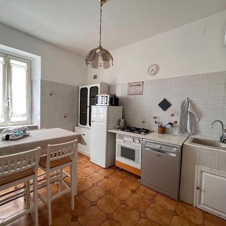 Apartamento 45°-13° Nord Est Trieste Exterior foto